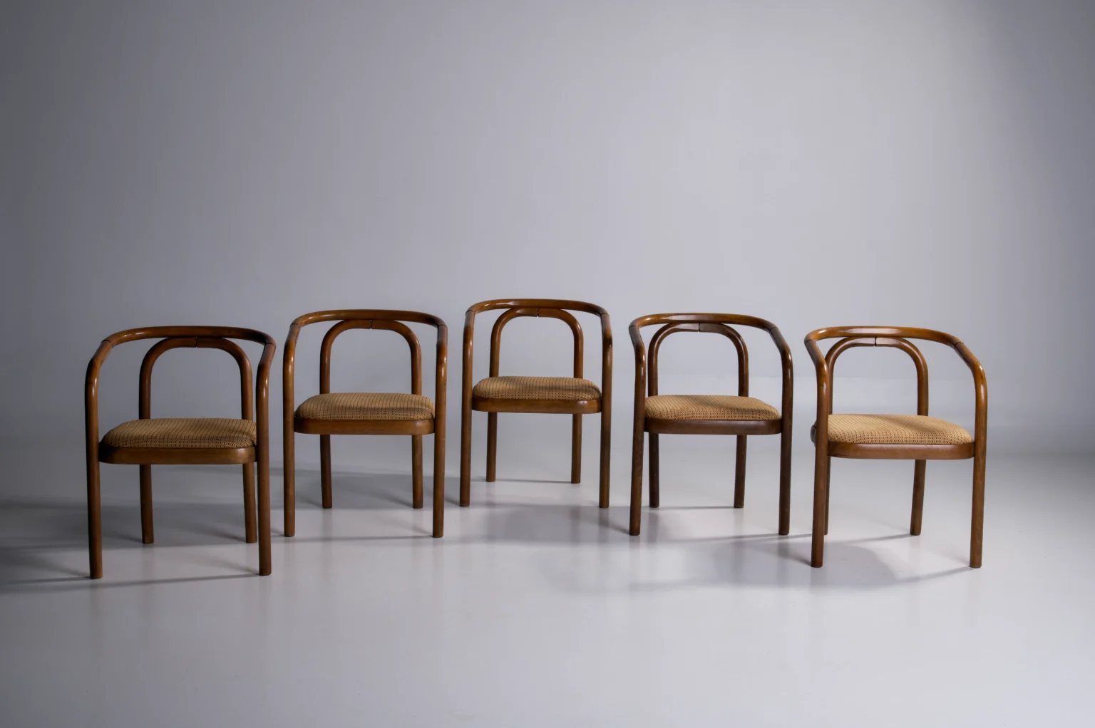 Studio Menzel - Antonin Suman E4309 Ton Chairs