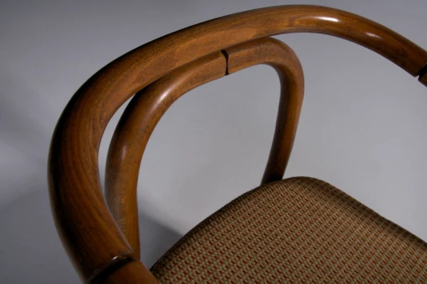 Studio Menzel - Antonin Suman E4309 Ton Chairs