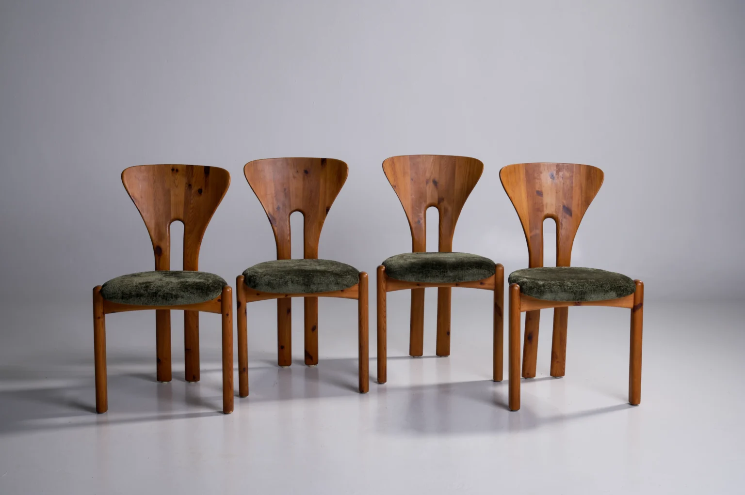 Studio Menzel - Brutalist Pine Dining Chairs