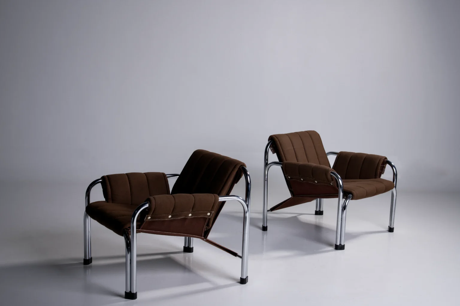 Studio Menzel - Viliam Chlebo Model T2403 Chairs
