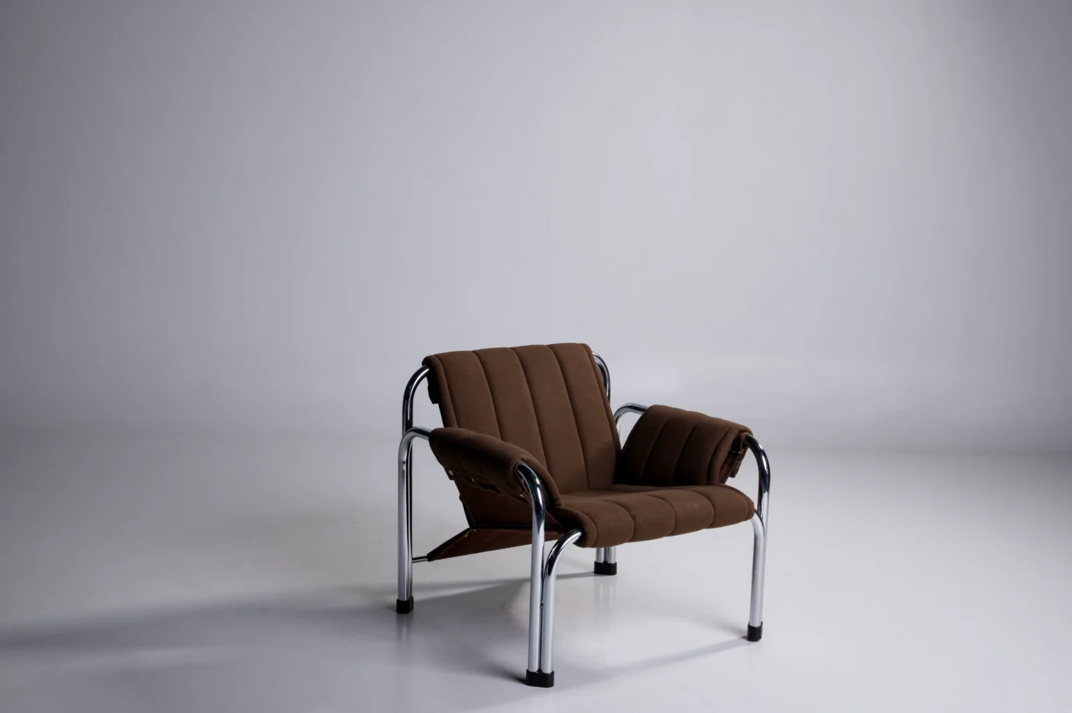 Studio Menzel - Viliam Chlebo Model T2403 Chairs
