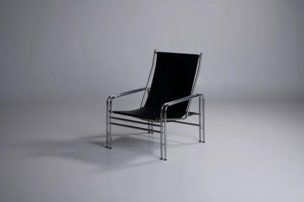 Studio Menzel - Vintage Harness Leather Chrome Chair