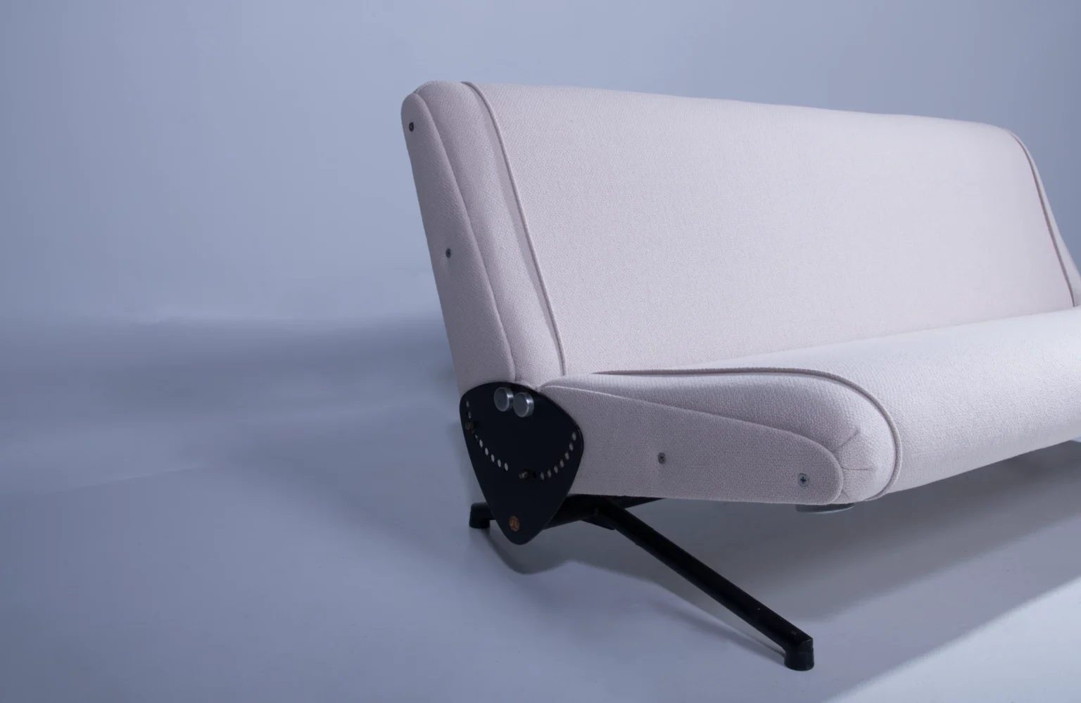 Osvaldo Borsani D70 Tecno