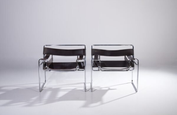 Set of 2 Wassily Lounge Chairs