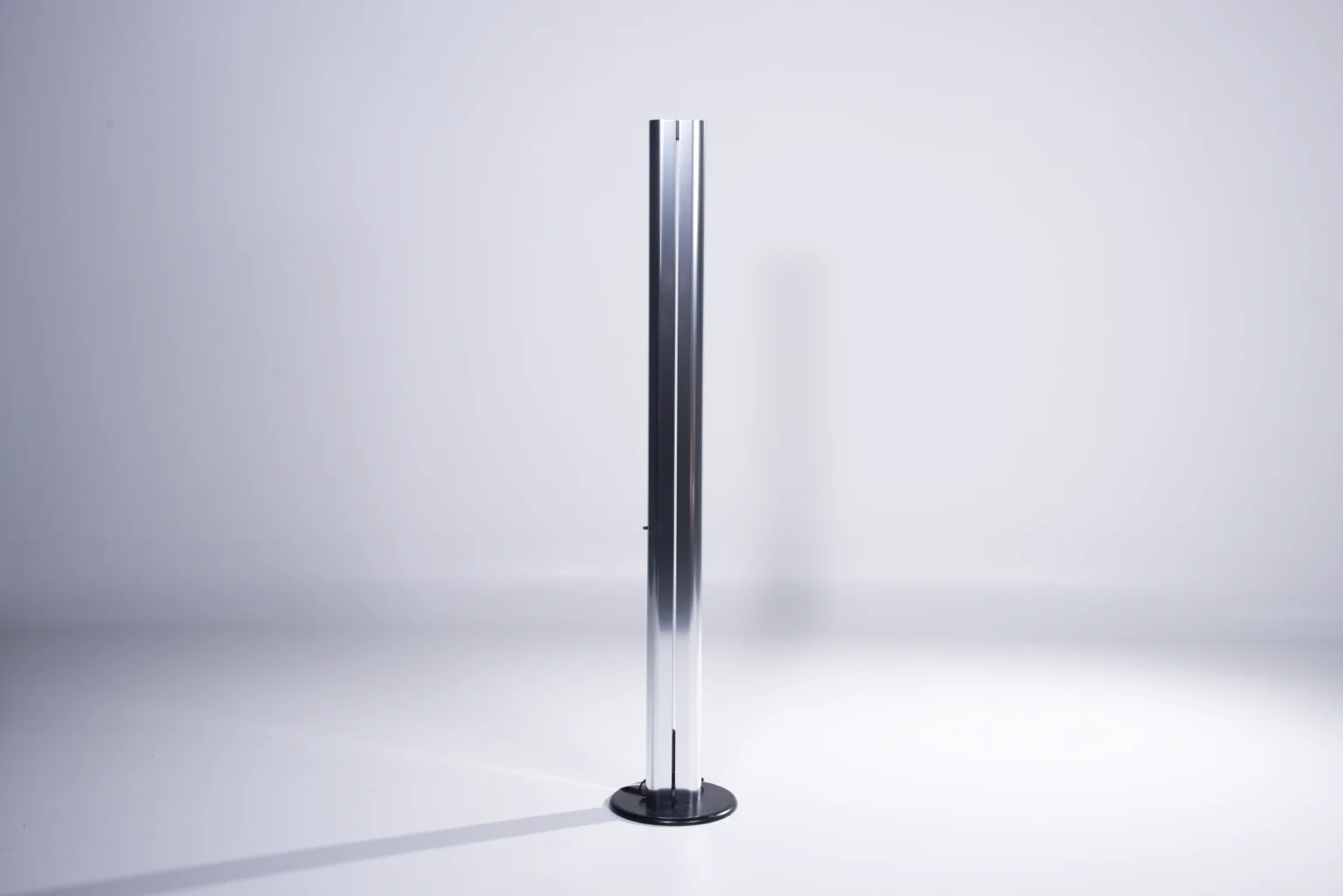 Artemide Megaron Uplighter