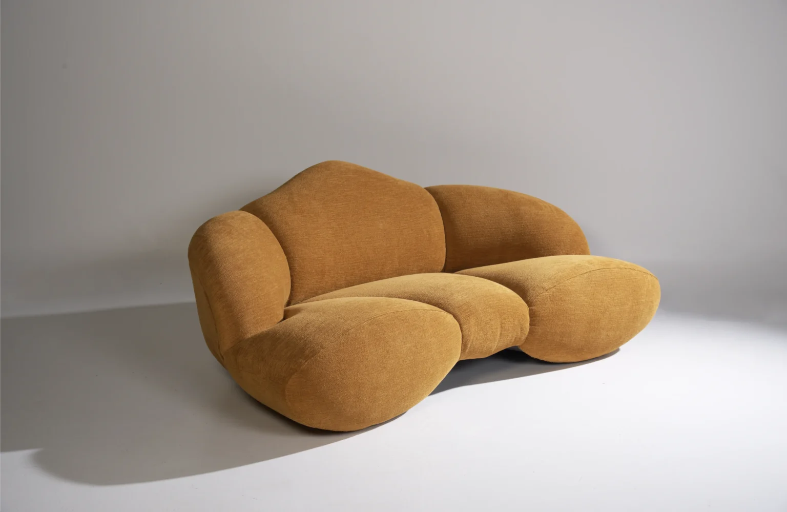 Bretz Mumba sofa