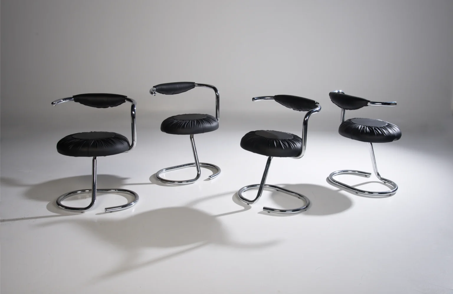 Giotto Stoppino Cobra