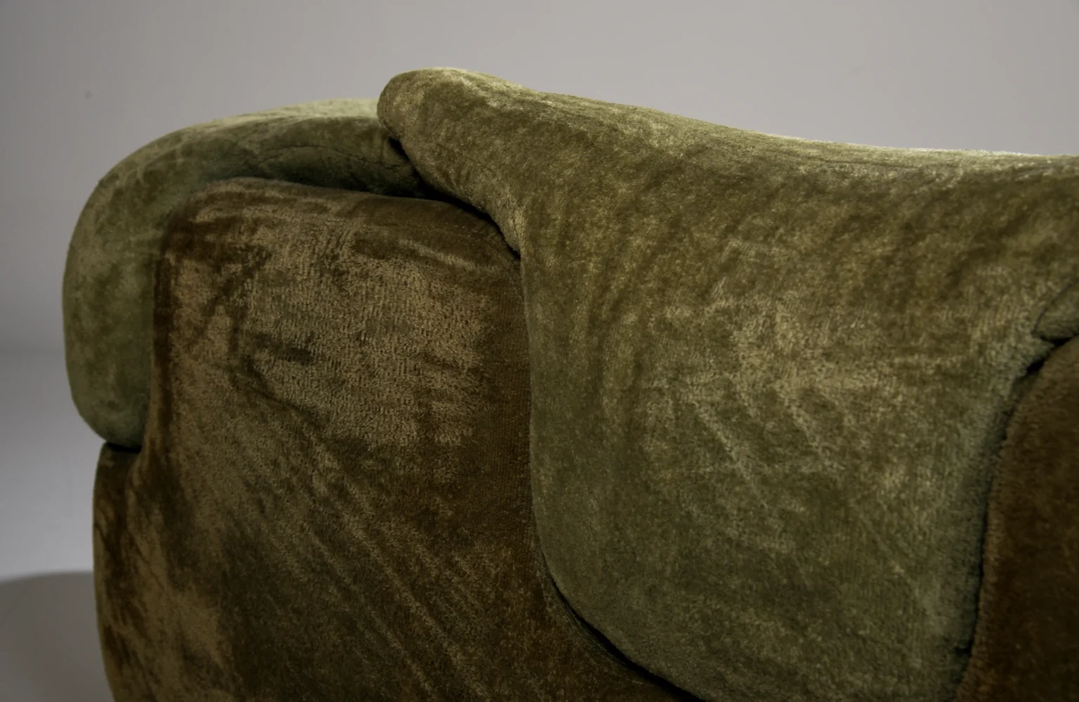 Saporiti Confidential Sofa