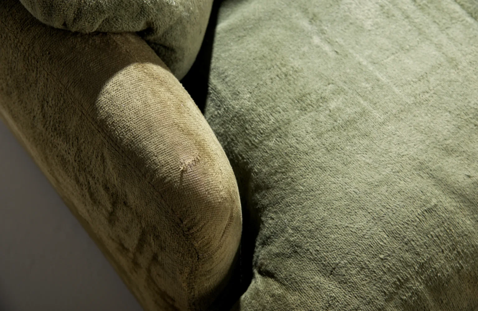 Saporiti Confidential Sofa