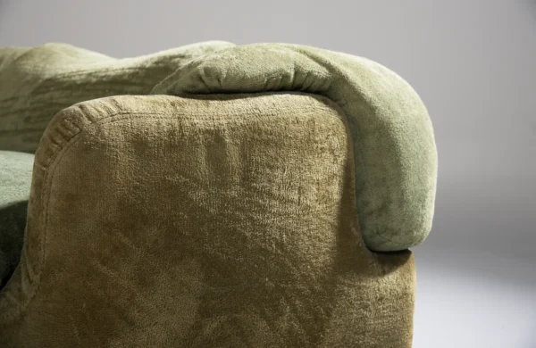 Saporiti Confidential Sofa